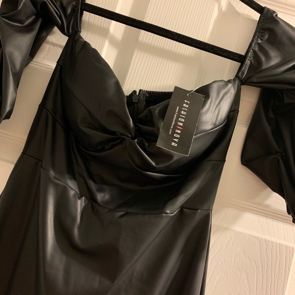 Fashion Nova black dress!